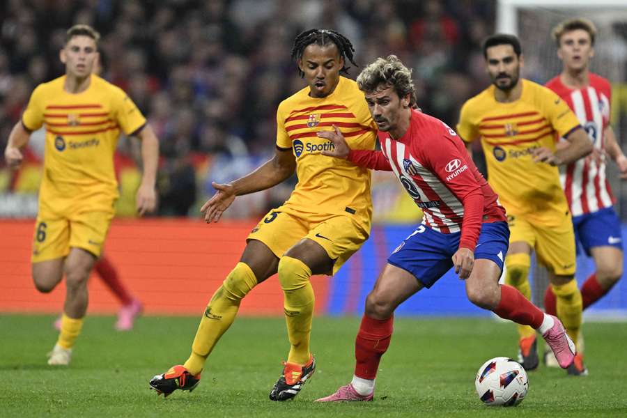 Barcelona e Atlético de Madrid brigam pela liderança de LaLiga
