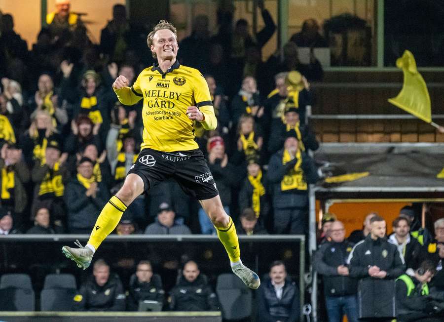 Alexander Johansson celebrates his winning goal on the final day Alexander Johansson celebrates his winning goal on the final day