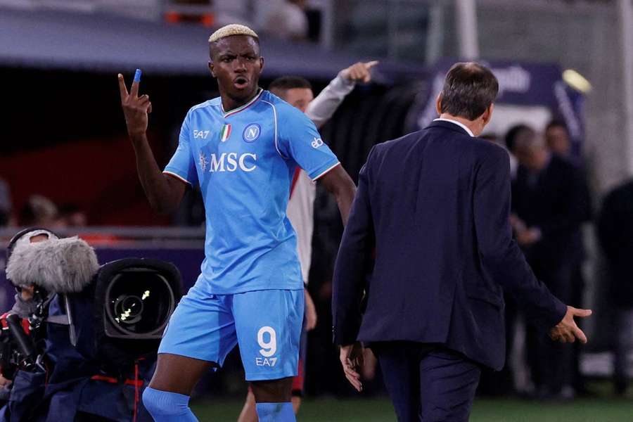 Osimhen arguing with Garcia after getting substituted against Bologna