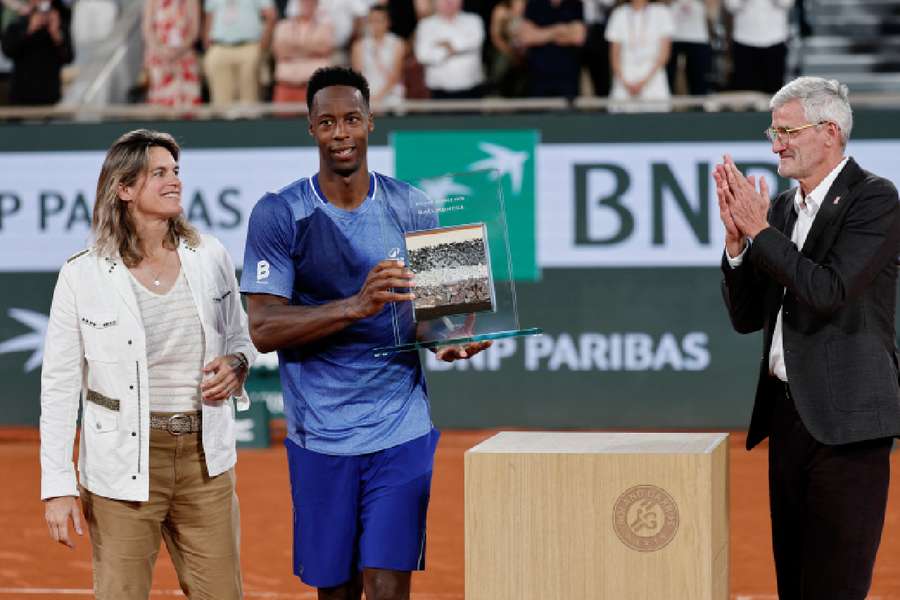 Gael Monfils received a warm goodbye at Roland Garros