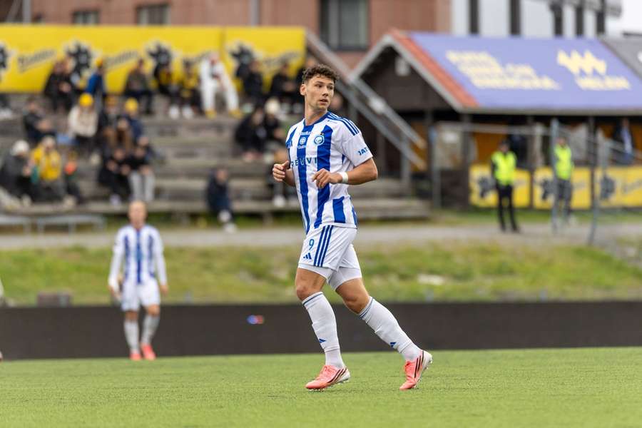 Mads Borchers scored a hat-trick for HJK Mads Borchers scored a hat-trick for HJK