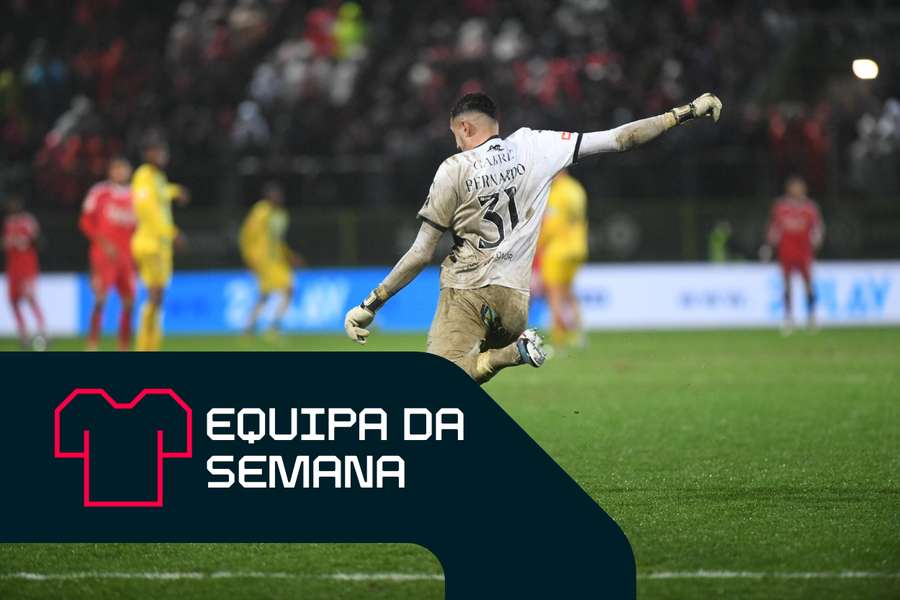 Bernardo Fontes, guarda-redes do Tondela, brilhou frente ao Benfica Bernardo Fontes, guarda-redes do Tondela, brilhou frente ao Benfica