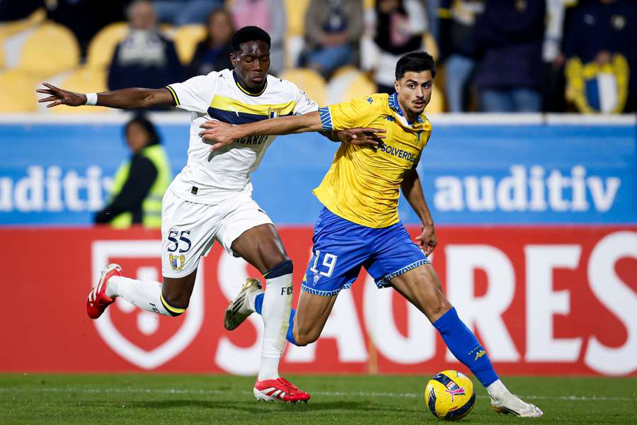 Famalicão eliminou Estoril