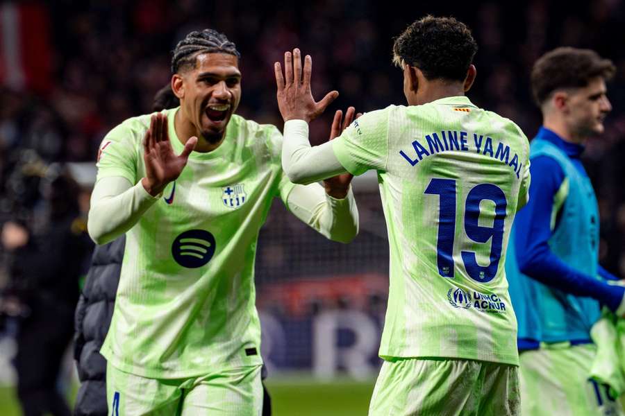 Partida entre Barcelona e Osasuna coincide com Data FIFA