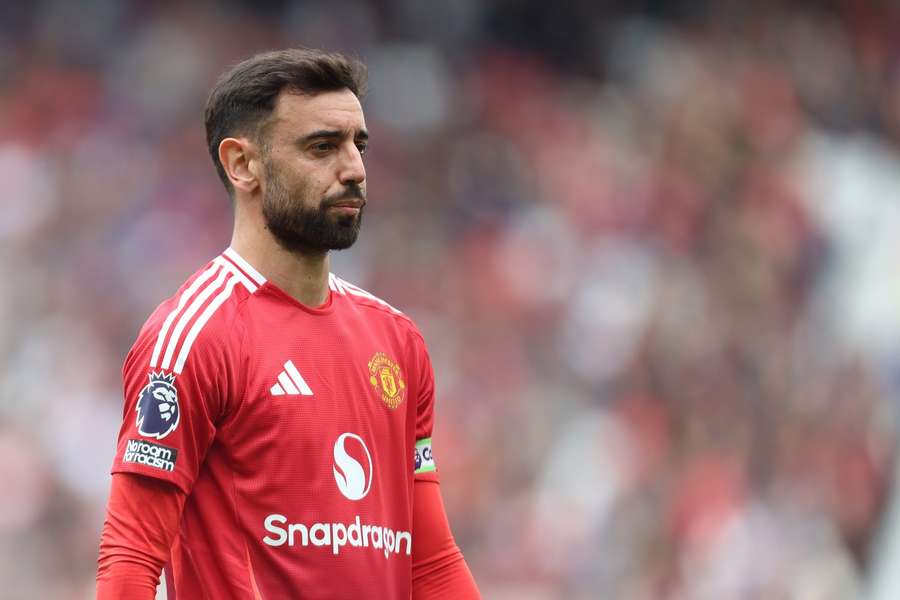 Man Utd captain Fernandes given 72 hours to decide on £200M Al-Hilal deal Man Utd captain Fernandes given 72 hours to decide on £200M Al-Hilal deal