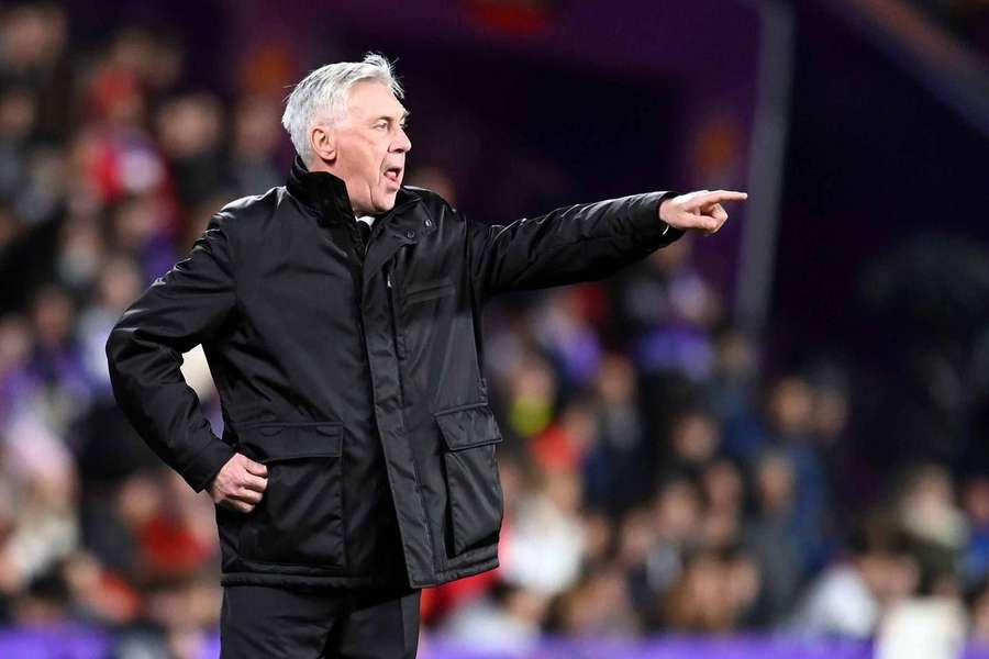 Carlo Ancelotti alertou diz que a tolerância para o racismo e a xenofobia deve ser zero