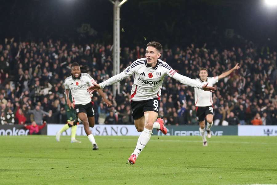 Wilson, herói dos dois golos do Fulham: "O melhor ambiente que já vivi