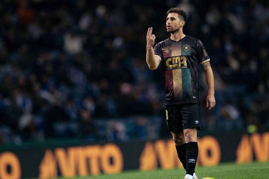 Rúben Lima ao serviço do Estrela
