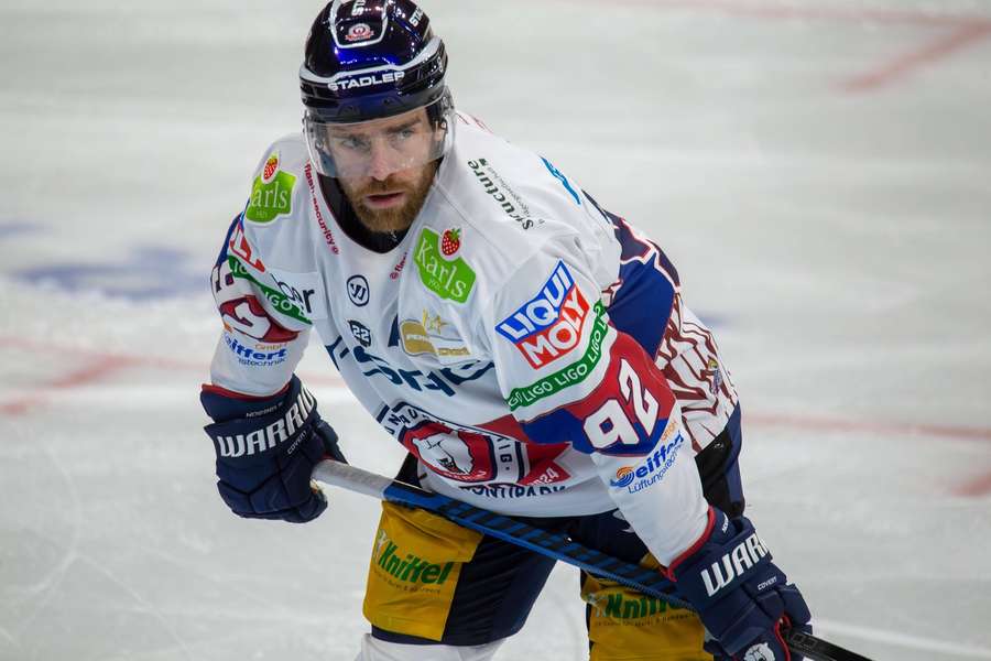 Marcel Noebels im Trikot seiner Eisbären Berlin.