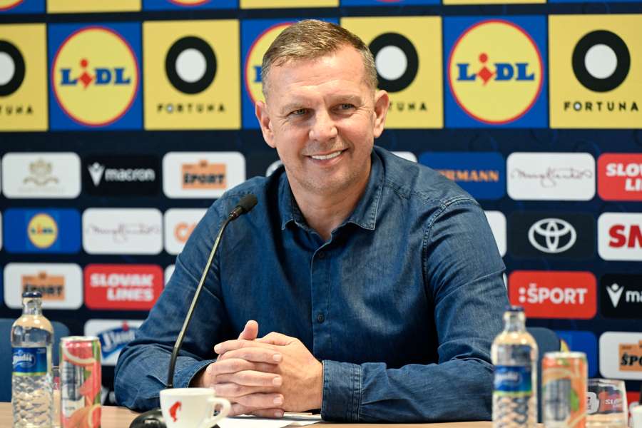 Kentoš na tlačovke v sídle SFZ. Kentoš na tlačovke v sídle SFZ.