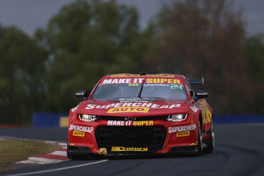 Craig Lowndes drives around Mount Panorama during Thursday's Bathurst 1000 practice session.