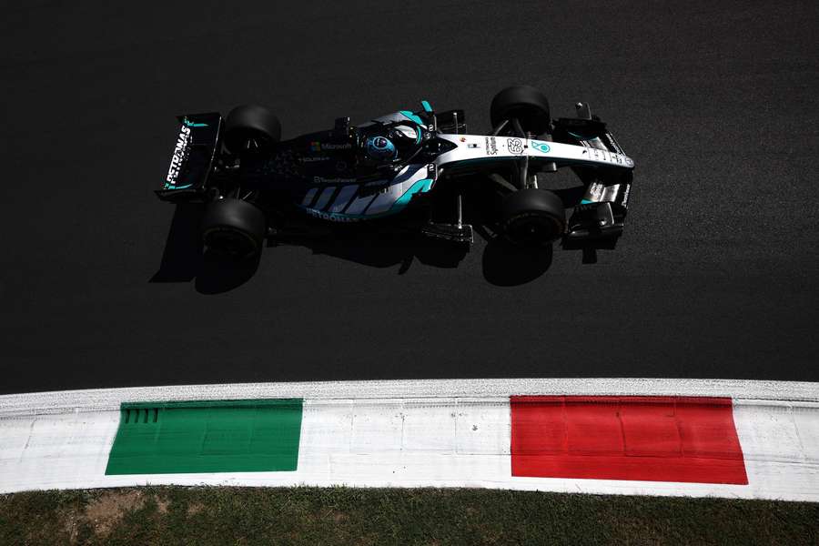 Russell domina en los segundos libres de Monza