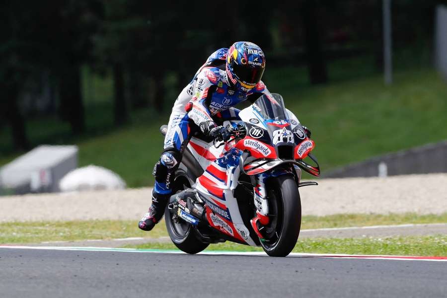 Miguel Oliveira caiu na corrida sprint após choque com Fabio Quartararo