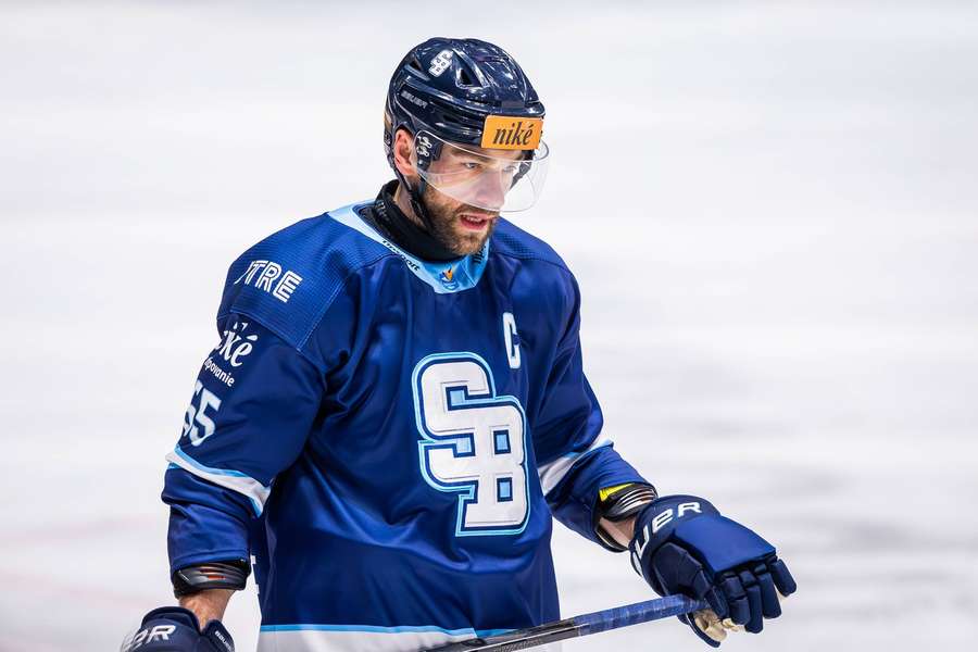 Marcinko dúfa v čo najmenej zápasov. Marcinko dúfa v čo najmenej zápasov.