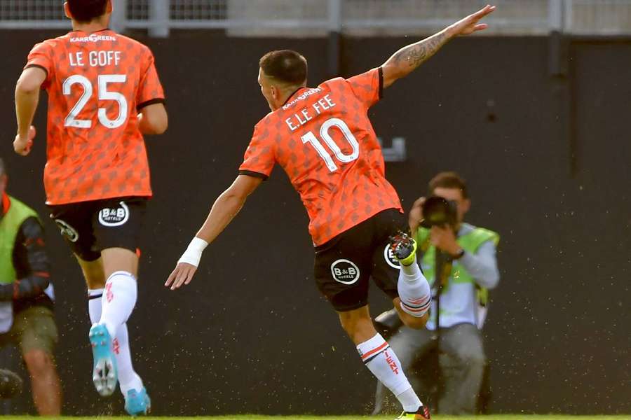 Enzo Le Fee scores the opener for Lorient