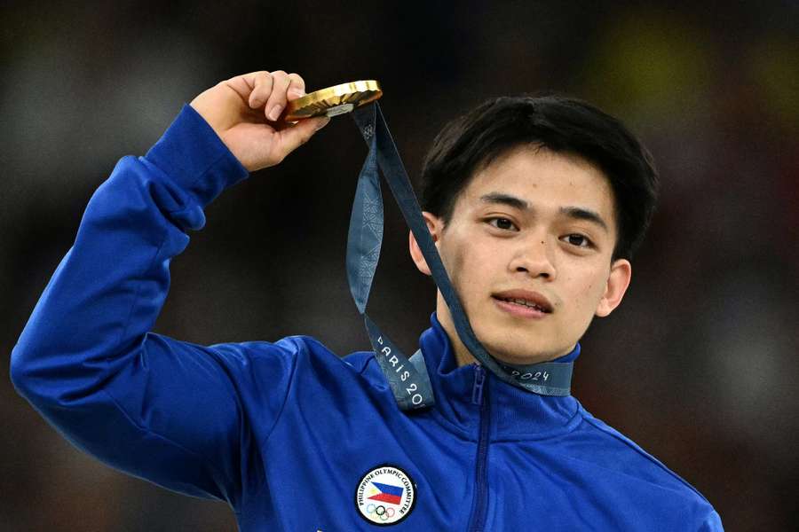 Carlos Yulo e a sua medalha de ouro