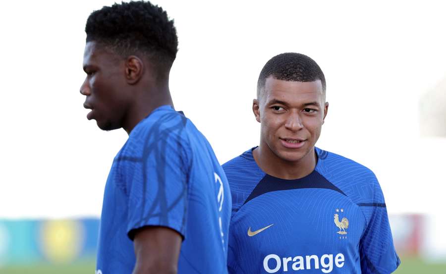 Mbappé jogará pela seleção francesa nesta sexta-feira (16)