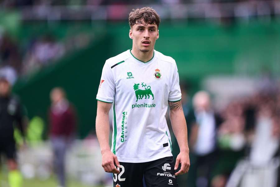 Racing Santander defender Jorge Salinas.