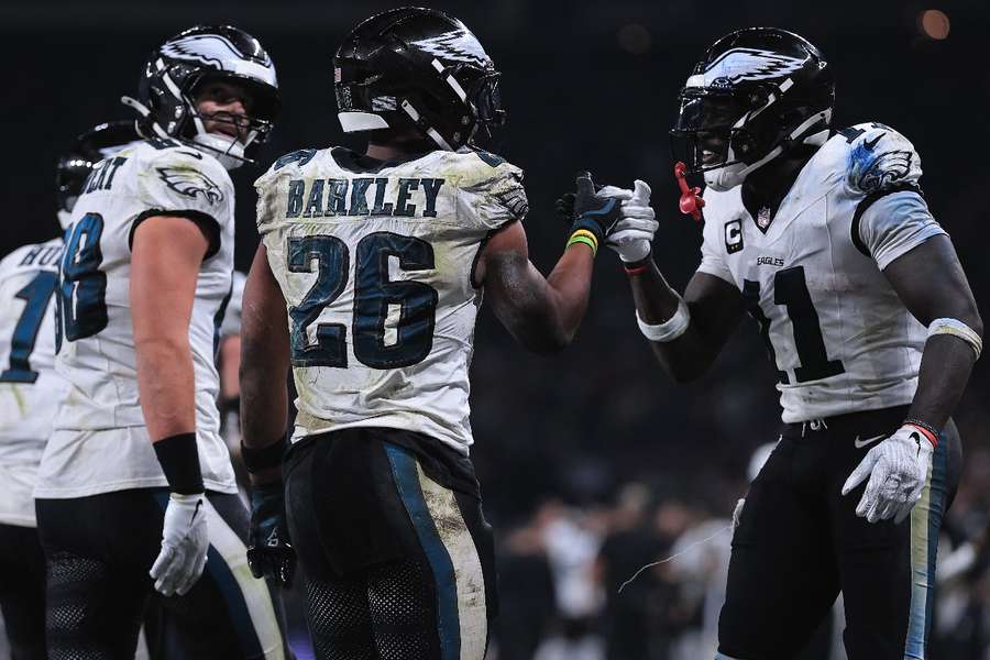 Saquon Barkley anotou três touchdowns em sua estreia pelos Eagles 