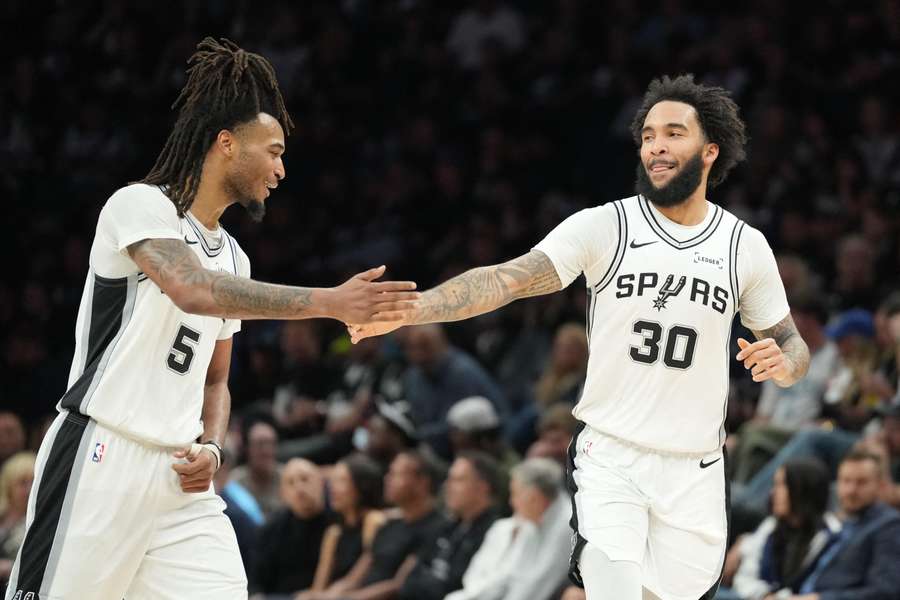 Radost basketbalistů San Antonia.