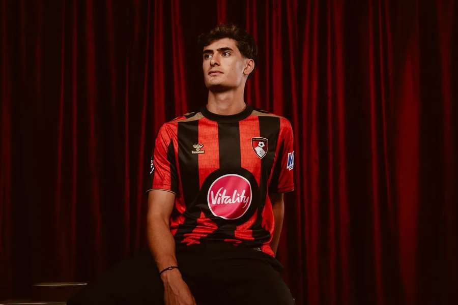António Silva został ogłoszony nowym zawodnikiem Bournemouth