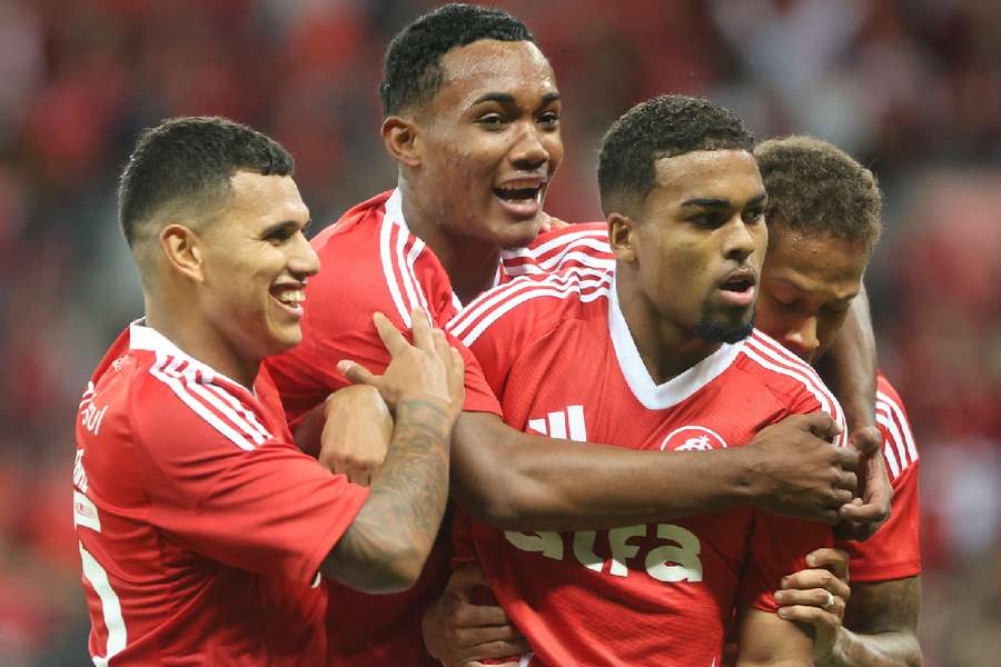 Gustavo Prado fez o gol da vitória gaúcha
