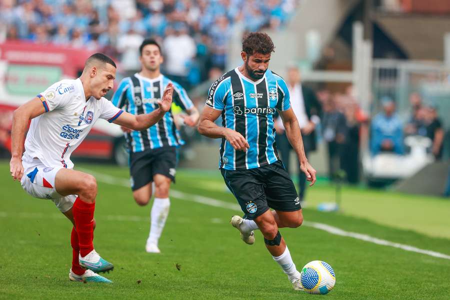 Diego Costa teve boa chance no segundo tempo