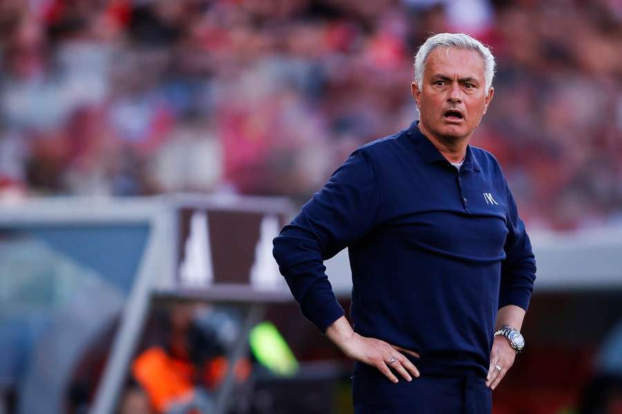 José Mourinho, treinador do Benfica
