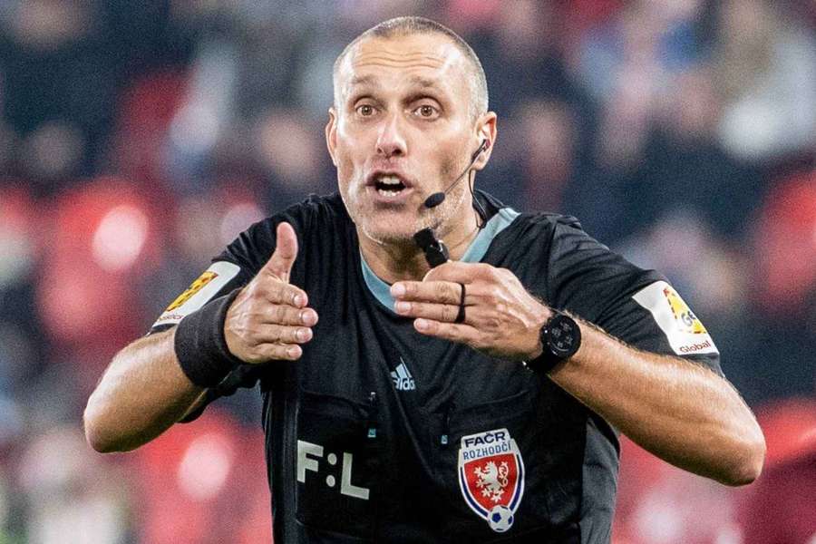 Zelinka je zpátky na listině rozhodčích pro novou sezonu. Zelinka je zpátky na listině rozhodčích pro novou sezonu.