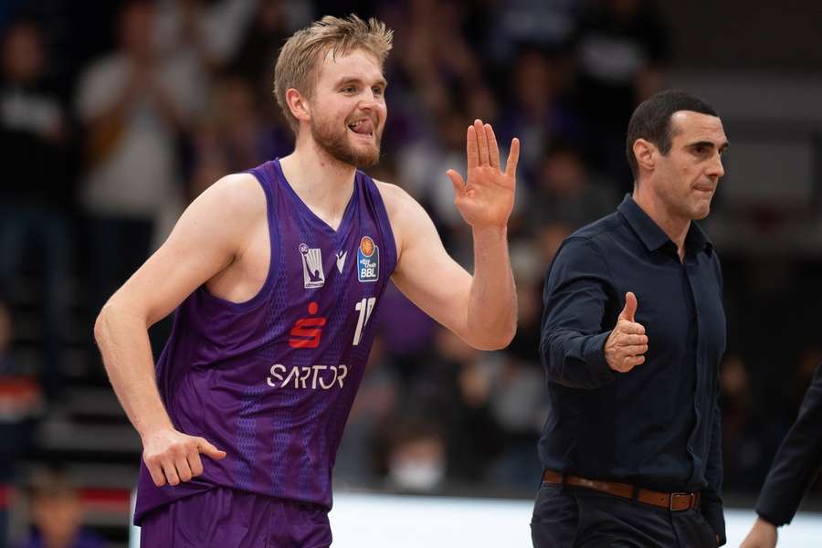 Till Pape ist in Bonn wiedervereint mit Coach Moors