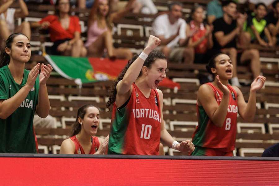 Portugal garantiu o segundo lugar do Grupo B