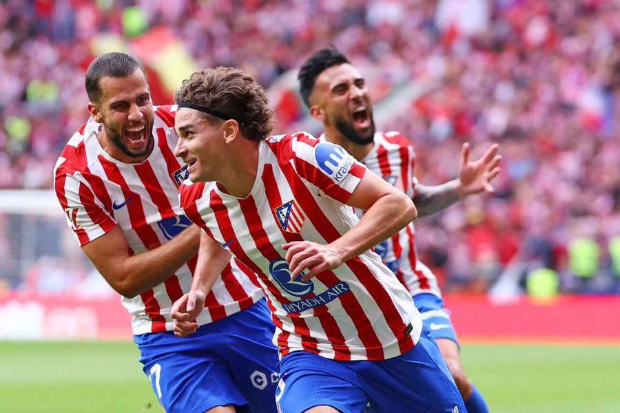 Julian Álvarez se blýskl v madridském derby dvěma brankami.