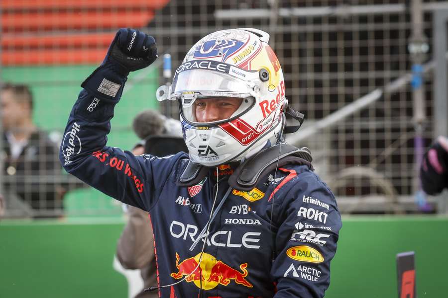 Max Verstappen na zijn negende opeenvolgende zege in de F1 en zijn derde op rij in Zandvoort