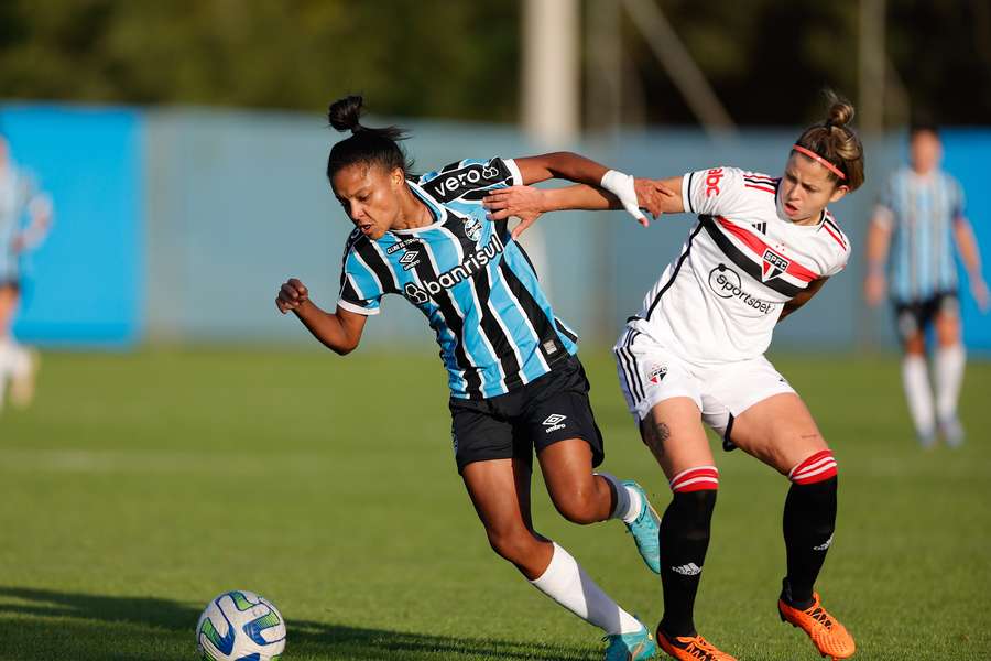 São Paulo superou o Grêmio e enfrenta o Palmeiras no mata-mata