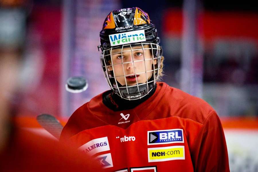 Luka Radivojevič debutoval za Örebro v najvyššej švédskej súťaži SHL.