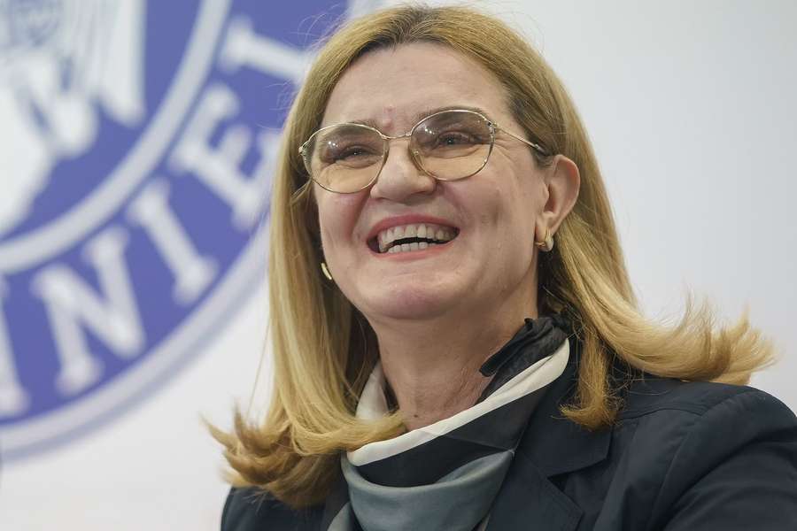 ”Agonie şi extaz” pentru Elisabeta Lipă la finalele la canotaj