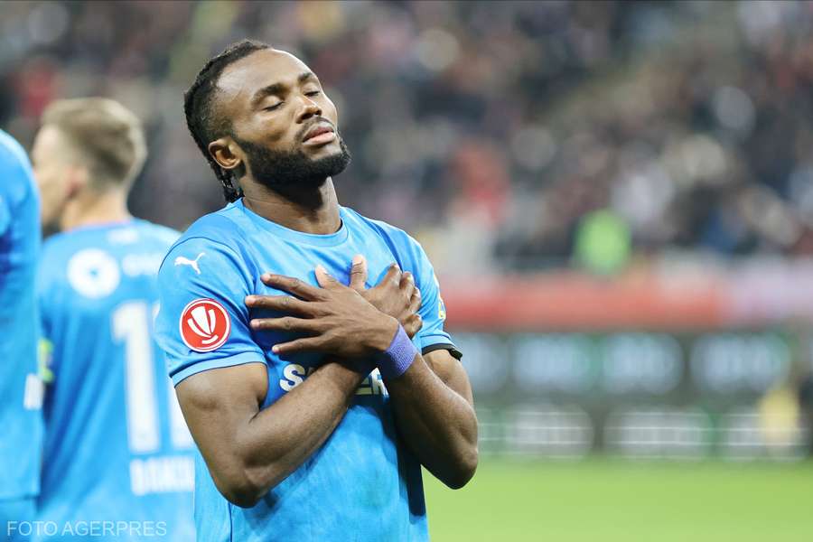 Monday Etim va lipsi de la următoarele 3 meciuri oficiale ale Universității Craiova