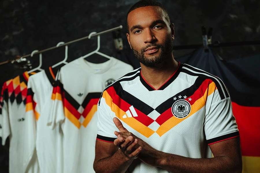 Nenhuma seleção ganhou camisa nova mais bonita que a Alemanha Nenhuma seleção ganhou camisa nova mais bonita que a Alemanha