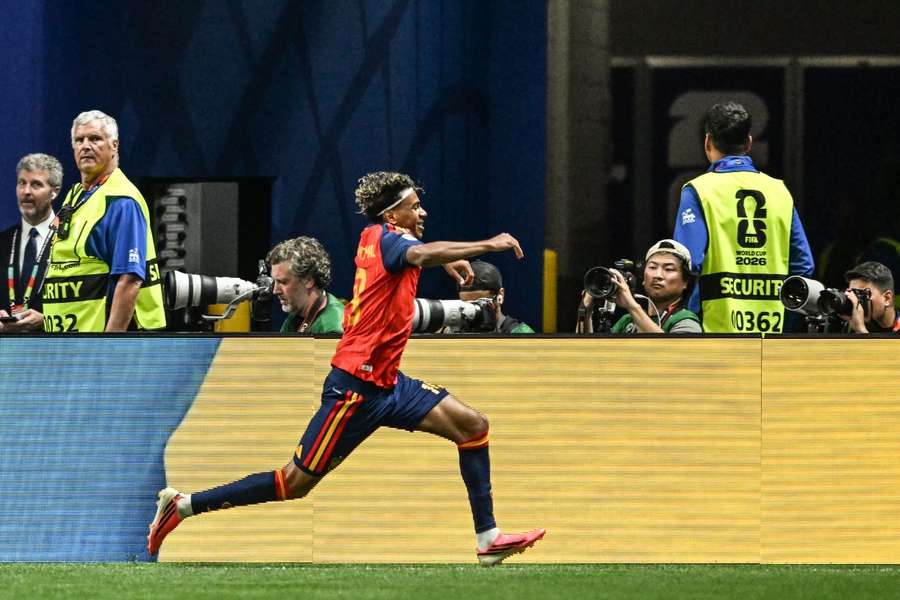 Lamine Yamal celebra su gol ante Arabia Saudí Lamine Yamal celebra su gol ante Arabia Saudí