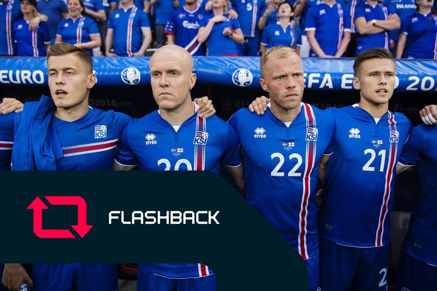 Eidur Gudjohnsen (n.º 22) fez parte do plantel da Islândia no Euro-2016, onde a equipa chegou aos quartos de final