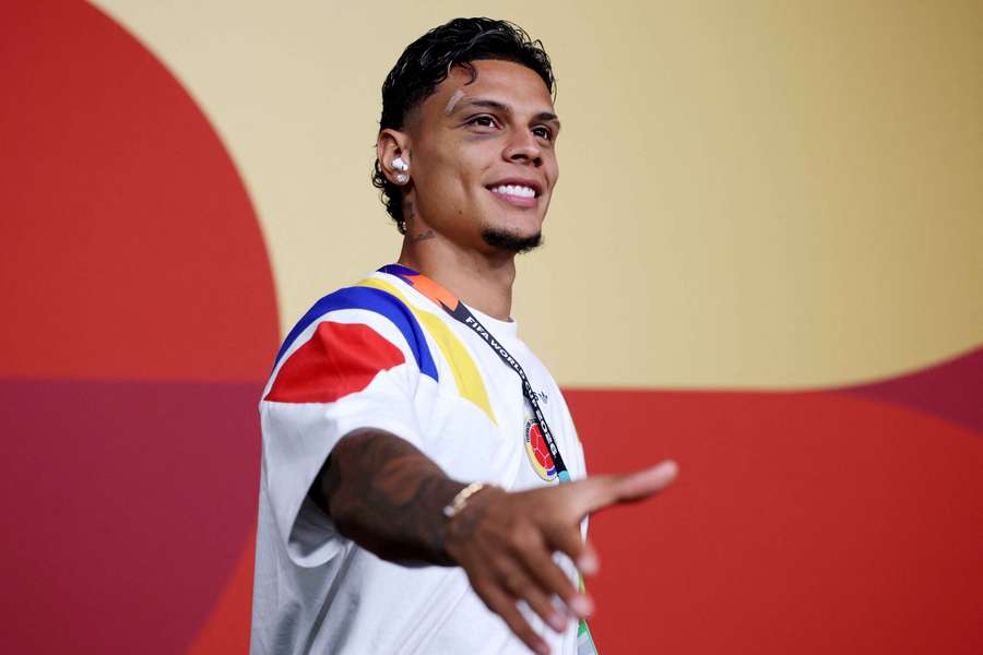 Richard Ríos está avaliado pelo Flashscore em 25,2 milhões de euros Richard Ríos está avaliado pelo Flashscore em 25,2 milhões de euros