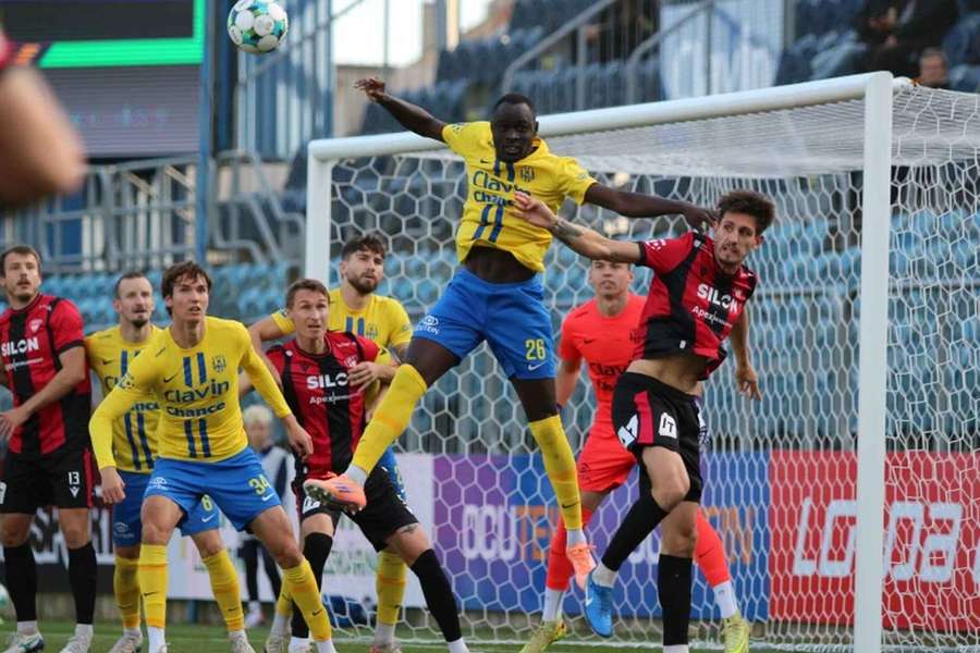 Opava přišla v duelu s Táborskem o dvoubrankový náskok.