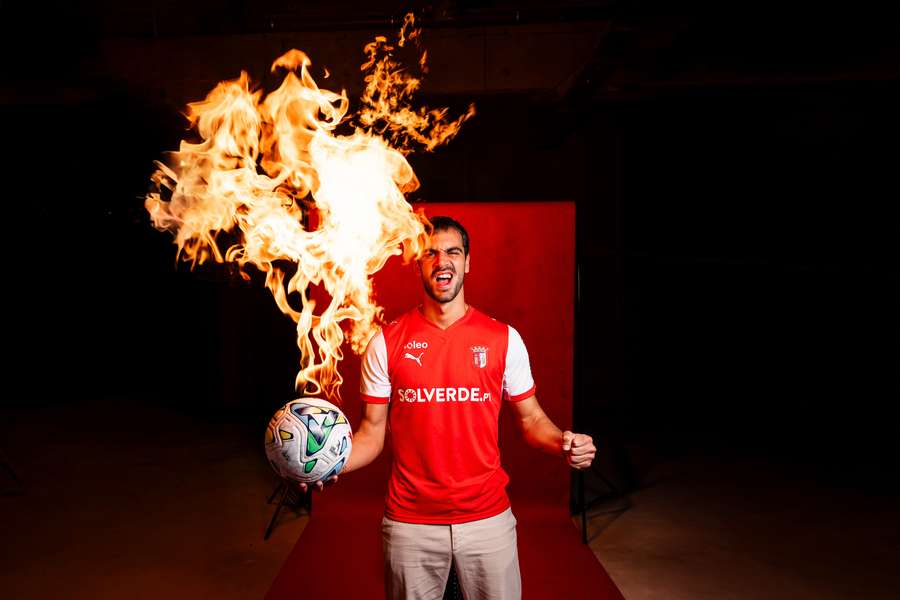 Milosevic pode estrear-se no SC Braga Milosevic pode estrear-se no SC Braga