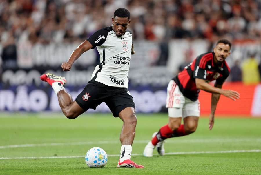 AC Milan go higher for Corinthians midfielder Andre AC Milan go higher for Corinthians midfielder Andre