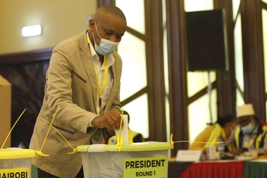 A voter casts his vote during the previous FKF elections