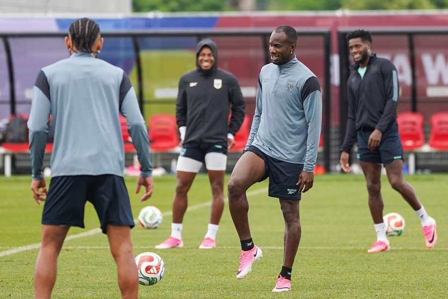 Cecilio Waterman takes part in a training session