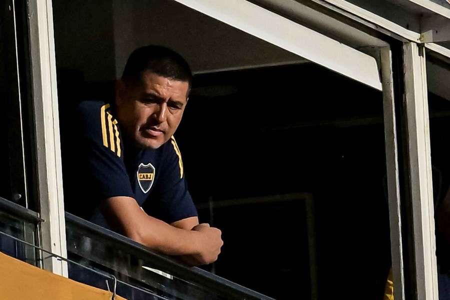 Presidente do Boca, Juan Román Riquelme, está no centro de uma denúncia por fraude
