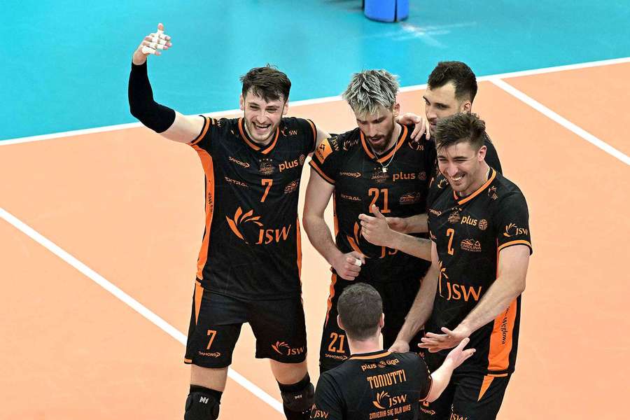 Obrońcy tytułu nadal w grze. Jastrzębski Węgiel odrabia straty z Bogdanką LUK Lublin
