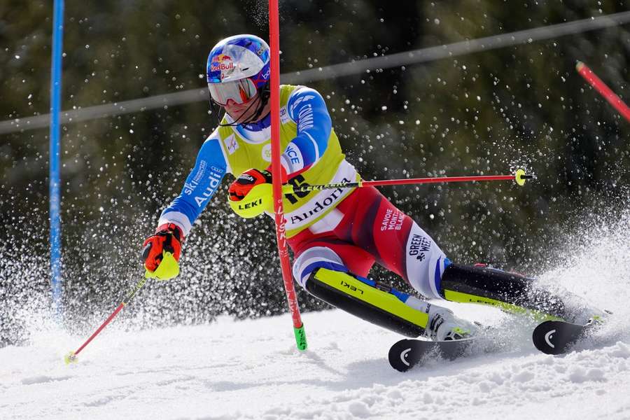 Fransk skisports-stjerne jagede indbrudstyve på flugt