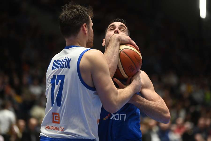 Čeští basketbalisté prohráli o 21 bodů. (ilustrační foto)